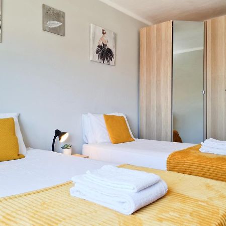 Casa Tombua - Pool - Beach & Center 300M - Ac - Wifi 卡武埃鲁 外观 照片