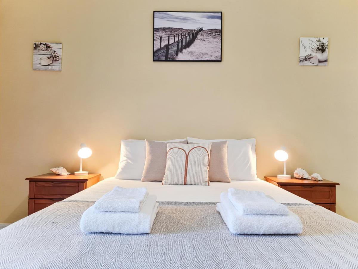 Casa Tombua - Pool - Beach & Center 300M - Ac - Wifi 卡武埃鲁 外观 照片